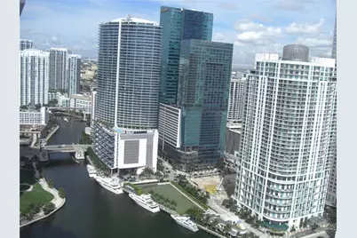 900 Brickell Key Blvd #PH3403, Miami, FL 33131 - Photo 9