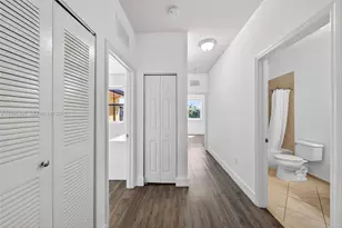 8766 NW 112th Path, Doral, FL 33178 - Photo 25