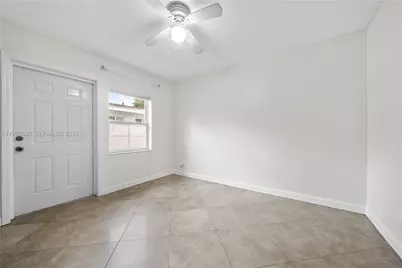 1041 NE 9th Ave #A3, Fort Lauderdale, FL 33304 - Photo 5