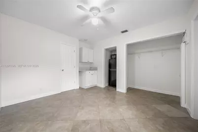 1041 NE 9th Ave #A3, Fort Lauderdale, FL 33304 - Photo 9