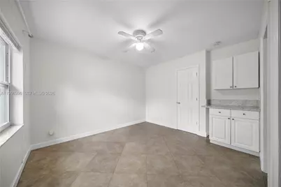 1041 NE 9th Ave #A3, Fort Lauderdale, FL 33304 - Photo 15