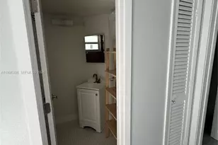 1398 NE 191st St, Miami, FL 33179 - Photo 9