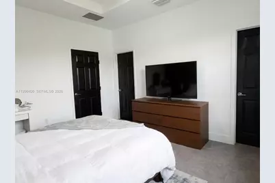 8869 W 35th Ave #8869, Hialeah, FL 33018 - Photo 9