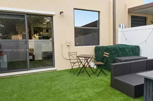 8869 W 35th Ave, Hialeah, FL 33018 - Photo 13