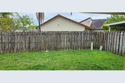 4725 SW 143rd Ave, Miami, FL 33175 - Photo 9