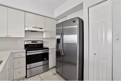 11060 SW 196th St #504, Cutler Bay, FL 33157 - Photo 5