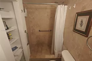 801 Brickell Bay Dr, Miami, FL 33131 - Photo 13