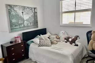 11503 NW 89th St, Doral, FL 33178 - Photo 23