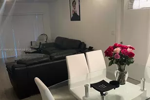 100 Lakeview Dr, Weston, FL 33326 - Photo 1