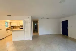 325 NE 131st St, North Miami, FL 33161 - Photo 27