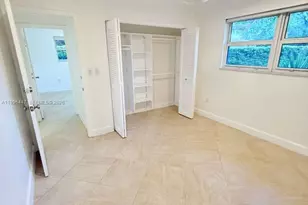 325 NE 131st St, North Miami, FL 33161 - Photo 31