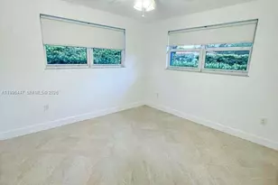 325 NE 131st St, North Miami, FL 33161 - Photo 33