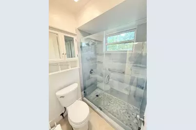 325 NE 131st St #A, North Miami, FL 33161 - Photo 39