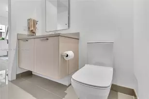 1045 NE 18th Ave, Fort Lauderdale, FL 33304 - Photo 15