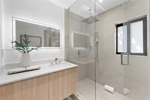 8246 NE 2nd Ct, Miami, FL 33138 - Photo 19