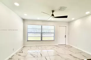 329 SW 3rd St, Boca Raton, FL 33432 - Photo 5