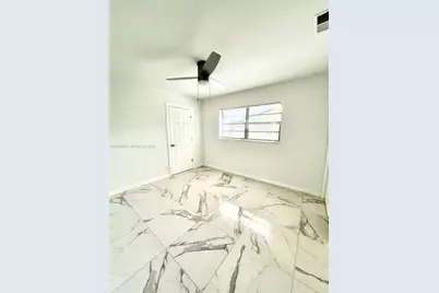 329 SW 3rd St, Boca Raton, FL 33432 - Photo 11