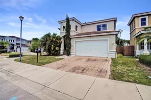 8987 SW 208th St, Cutler Bay, FL 33189 - Photo 3