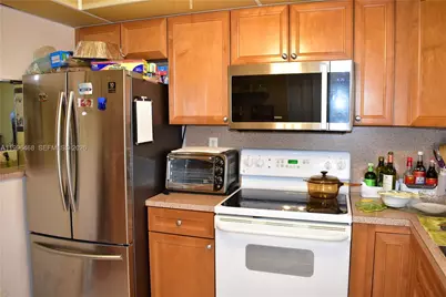 9881 Sunrise Lakes Blvd #207, Sunrise, FL 33322 - Photo 7