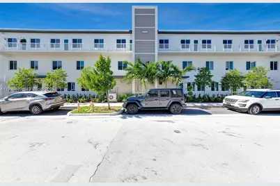 6420 NW 102nd Path #303, Doral, FL 33178 - Photo 1