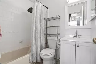 11719 NW 11th St, Pembroke Pines, FL 33026 - Photo 15