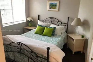 951 Doveplum Ct, Hollywood, FL 33019 - Photo 15