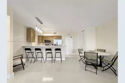 10185 Collins Ave #1206, Bal Harbour, FL 33154 - Photo 5