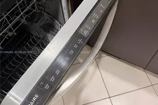 9040 NW 54th St, Sunrise, FL 33351 - Photo 9