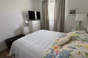 11605 NW 89th St, Doral, FL 33178 - Photo 25