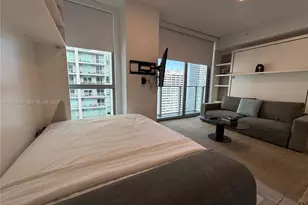 227 NE 2nd St, Miami, FL 33132 - Photo 13