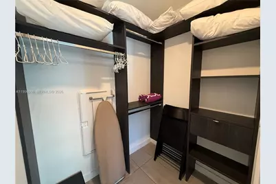 227 NE 2nd St #2911, Miami, FL 33132 - Photo 17