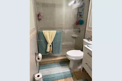 1115 Lake Geneva Dr, Lake Worth, FL 33461 - Photo 7