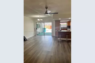 7411 Twin Sabal Dr #7411, Miami Lakes, FL 33014 - Photo 9