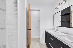 [Address not provided], Dania Beach, FL 33004 - Photo 15