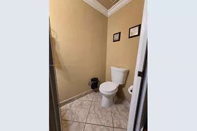 8956 W Flagler St #206, Miami, FL 33174 - Photo 9