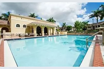 8956 W Flagler St #206, Miami, FL 33174 - Photo 21