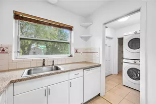 1280 NE 115th St, Miami, FL 33161 - Photo 11