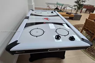 5825 Collins Ave, Miami Beach, FL 33140 - Photo 59