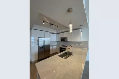 999 SW 1st Ave #2109, Miami, FL 33130 - Photo 3