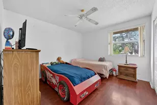 20015 NE 3rd Ct, Miami, FL 33179 - Photo 11