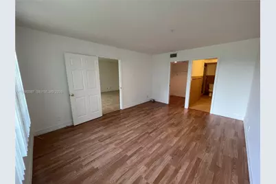 4009 N Cypress Dr #105, Pompano Beach, FL 33069 - Photo 17