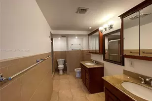 4009 N Cypress Dr, Pompano Beach, FL 33069 - Photo 11