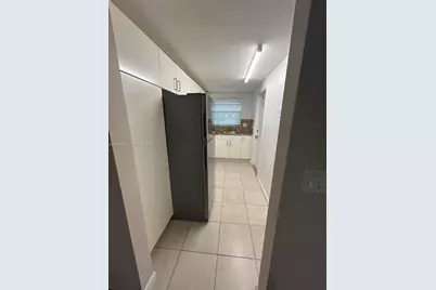 [Address not provided], Hallandale Beach, FL 33009 - Photo 11