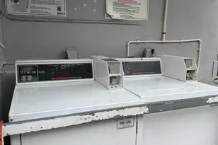 1460 SW 4th St, Miami, FL 33135 - Photo 9