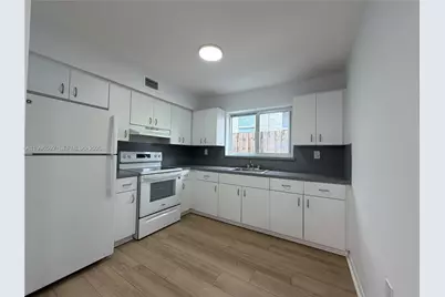 1460 SW 4th St #2, Miami, FL 33135 - Photo 3