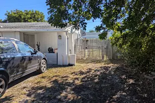 2116 Monroe Terrace, Hollywood, FL 33020 - Photo 27