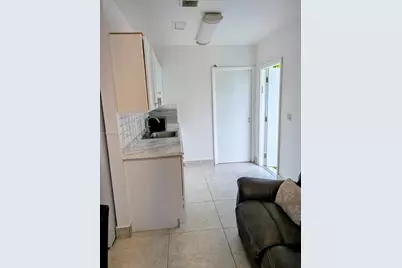 2116 Monroe Ter, Hollywood, FL 33020 - Photo 15