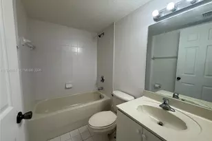 22901 SW 88th Pl, Cutler Bay, FL 33190 - Photo 7