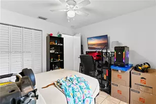 7690 SW 7th Ct, North Lauderdale, FL 33068 - Photo 25