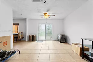 7690 SW 7th Ct, North Lauderdale, FL 33068 - Photo 9